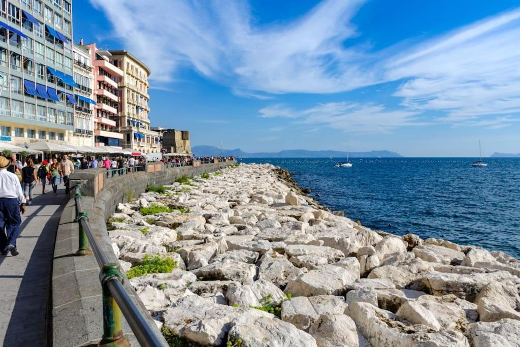 Dimora Di Luna Naples Exterior photo